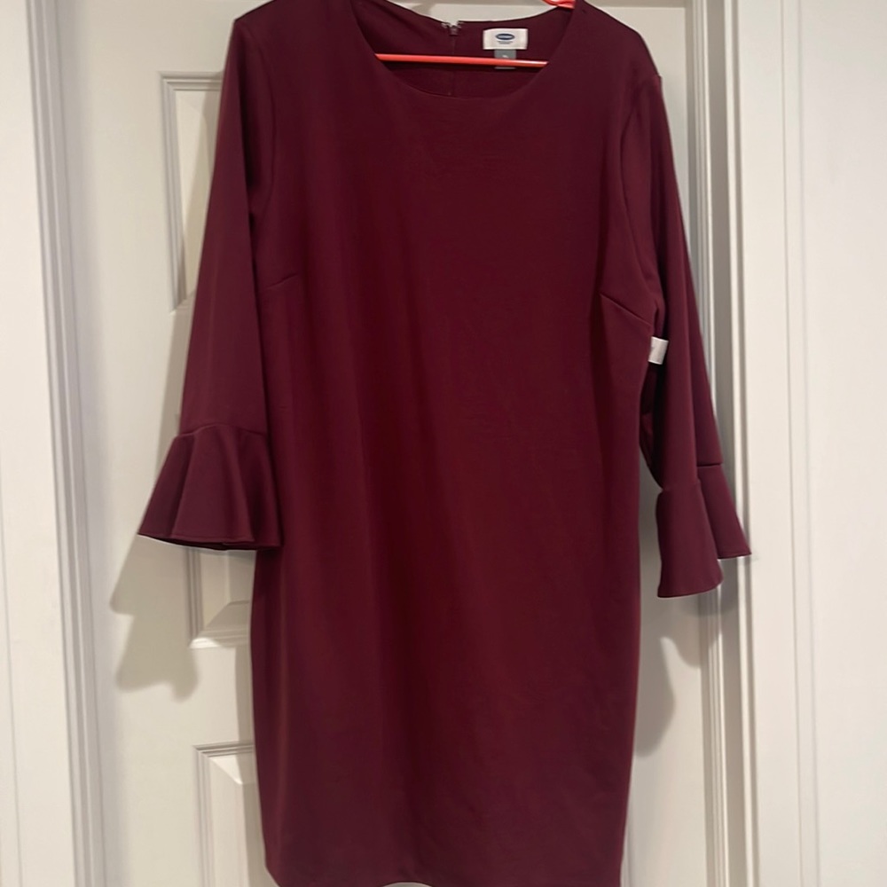 Burgundy Old Navy dress. New with tags size XL.